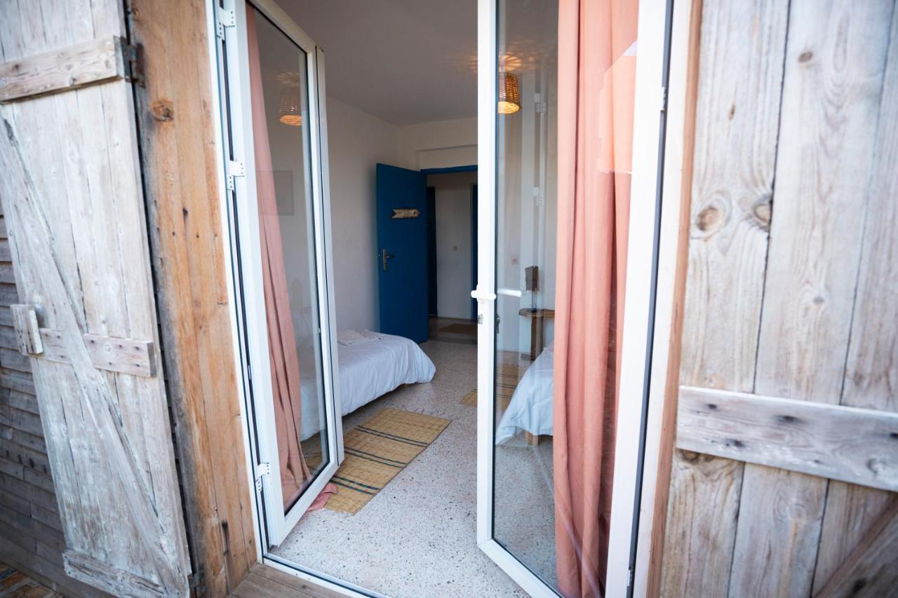 Satya Surf Camp Apartment Tamarist Екстериор снимка